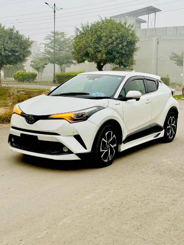 Toyota C-HR 2017 3