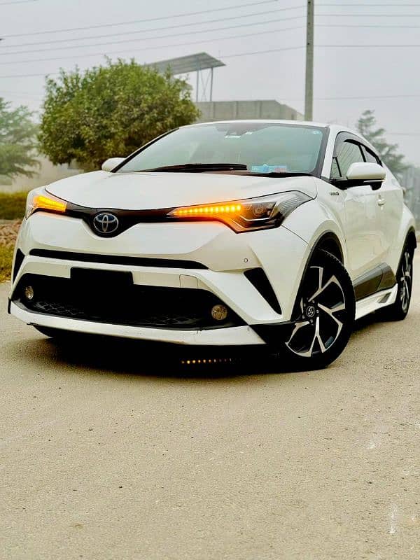 Toyota C-HR 2017 8