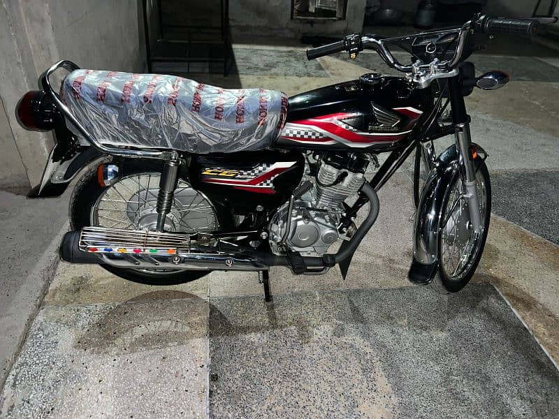 HONDA CG 125 - Model 2023/2024 1