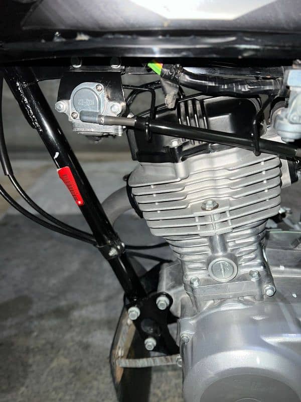 HONDA CG 125 - Model 2023/2024 6