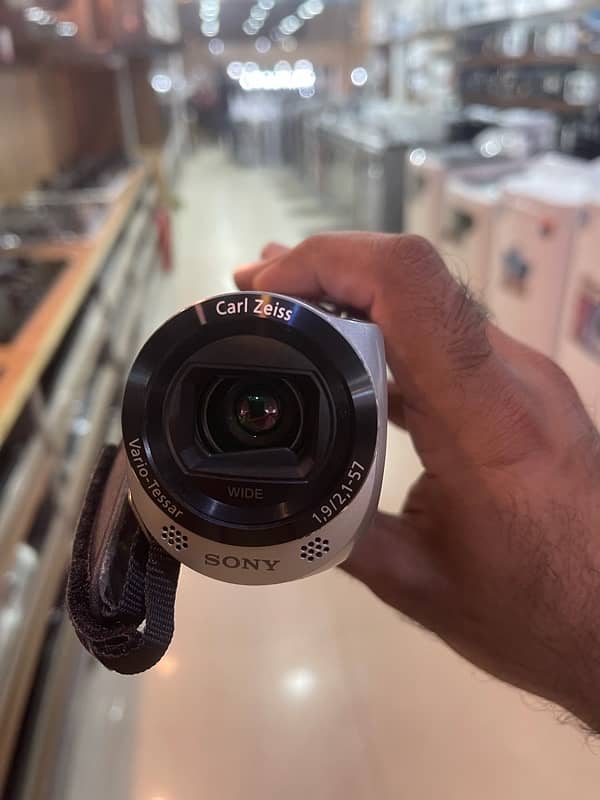 Sony Handy Cam HDR Cx220E 5