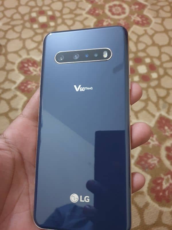 LG V60 Thinq 8/128 1