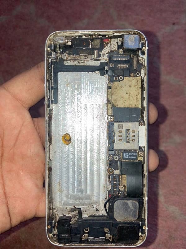 iphone 5 for parts use 13