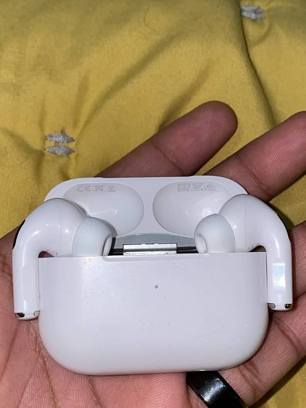 airpods pro first generation orignal 4