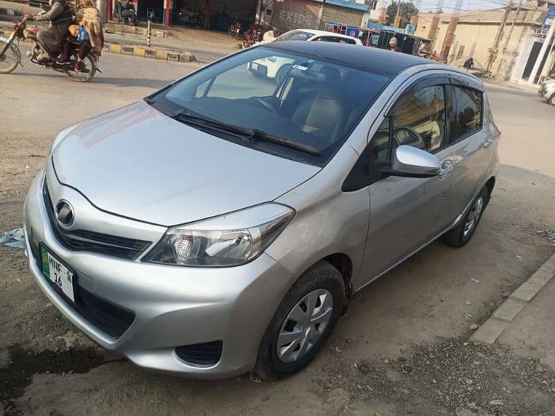 Toyota Vitz 2013 1