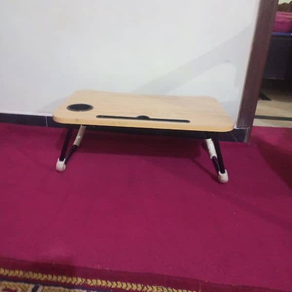 sale a foldable wooden table excellent product delivery not avalible 0