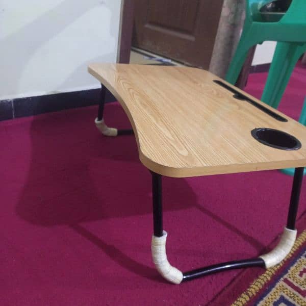 sale a foldable wooden table excellent product delivery not avalible 3