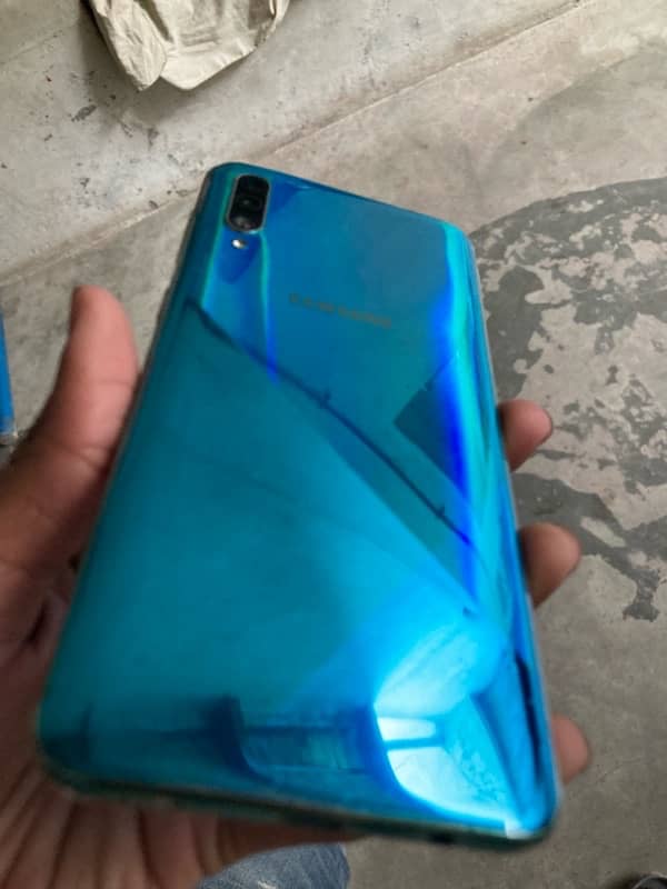 Samsung galaxy A30s  4/128 7