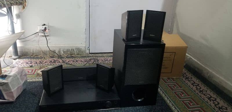 Sony Home theater system 0