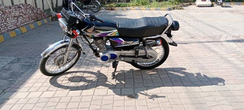 Honda CG 125 2020 3