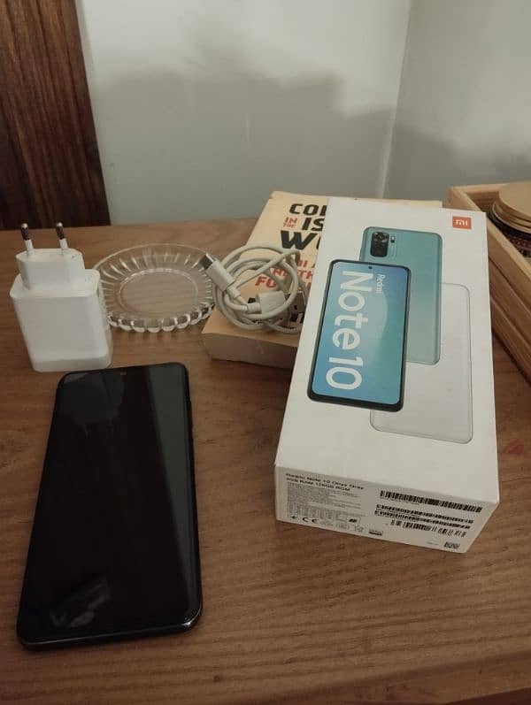 Mi Note 10 Pro(onyx grey) 4/128 in brand new condition 0