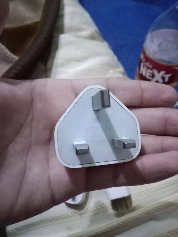 original iphone charger's 1