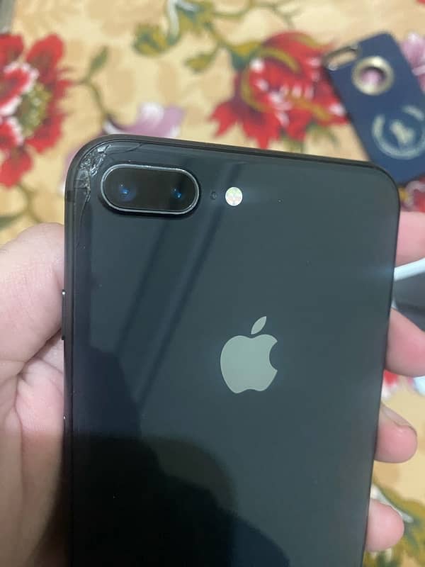 Iphone 8 plus PTA Approved 3