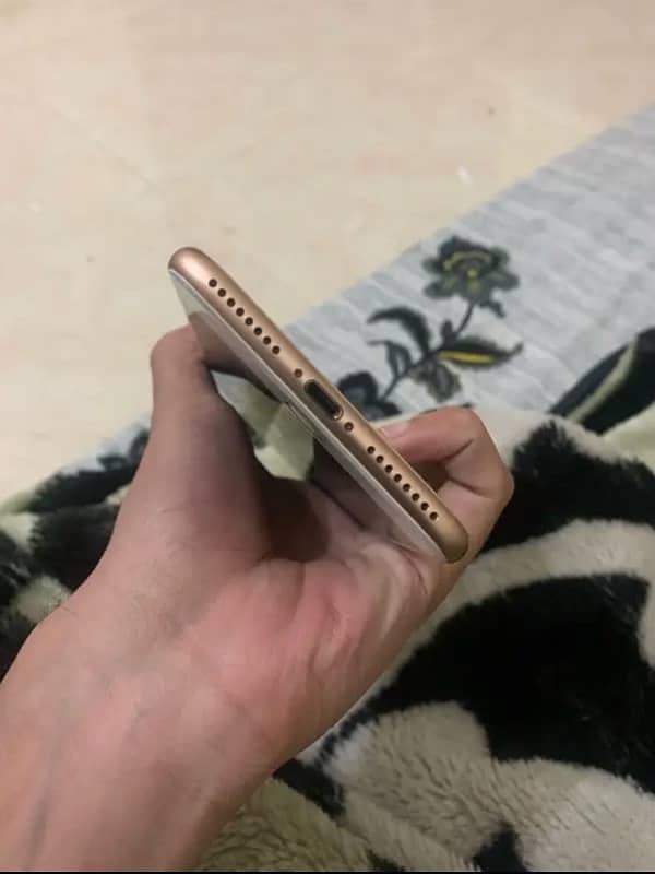 iPhone 8 Plus pta 5