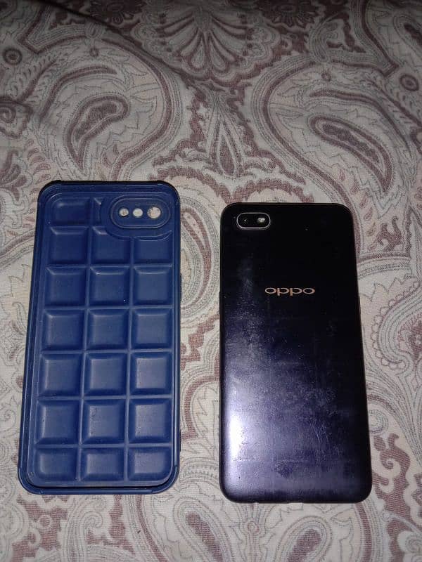 OPPO A1K MOBILE WITH NEW CONDITION WITH BOX AND MOBILE COVER 3