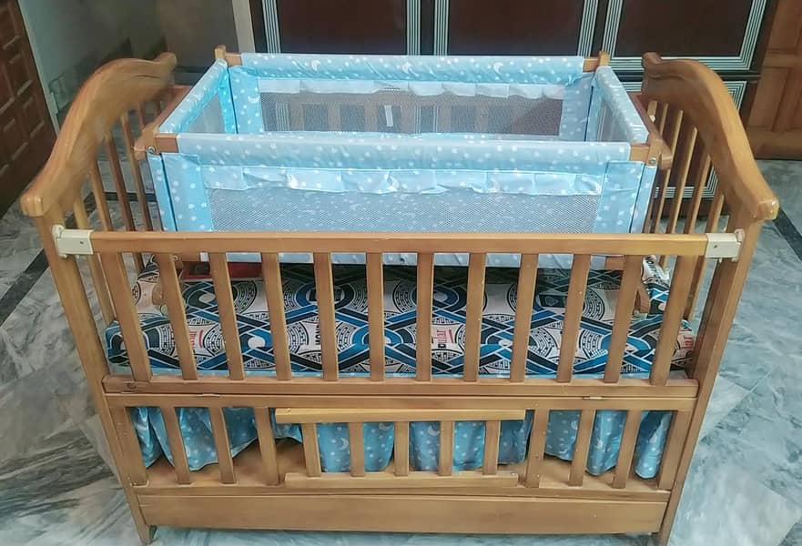 Baby cot wooden, mattress, portable, drawers 0