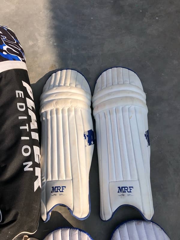 fULL double pads or double used bad 3