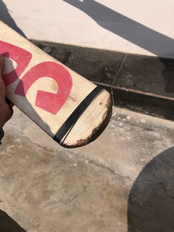 JD bat new condition 2 matches used 7