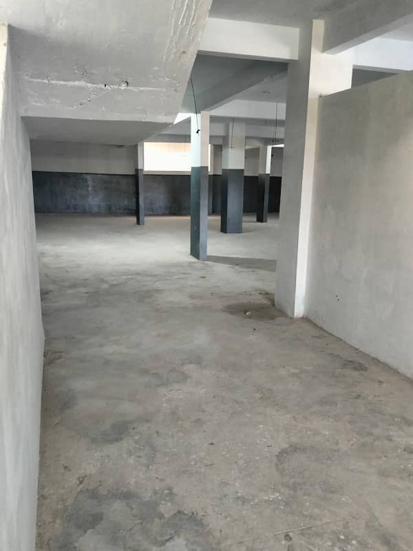 P &Amp; T Housing Society 400 Square Yards Factory Up For Rent 3