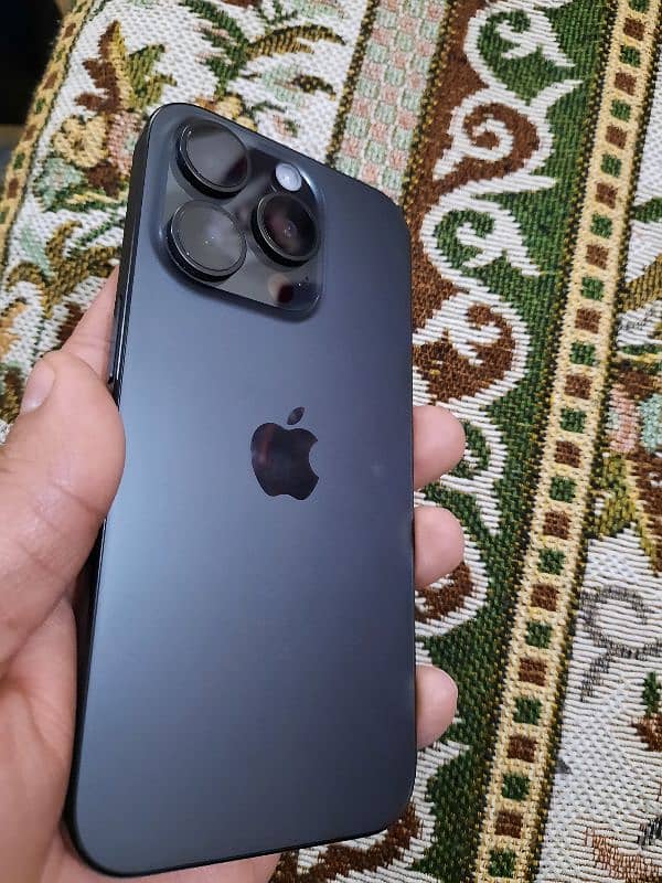 iPhone 15 Pro 1