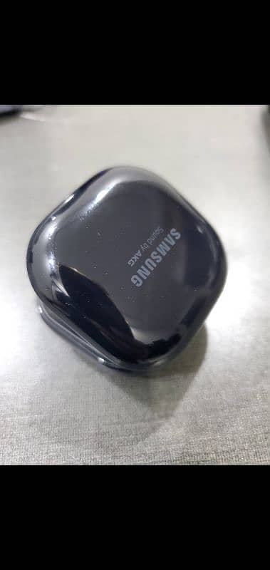 SAMSUNG ' BUDS LIVE '  # ORIGINAL 0