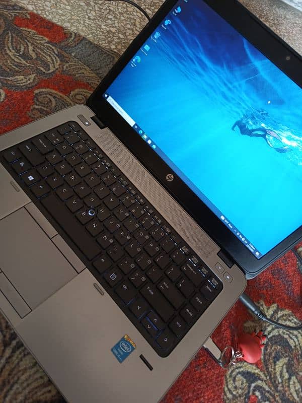 HP ELITEBOOK 840 2