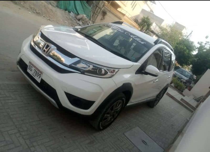 Honda BR-V 2017 reg 18 3