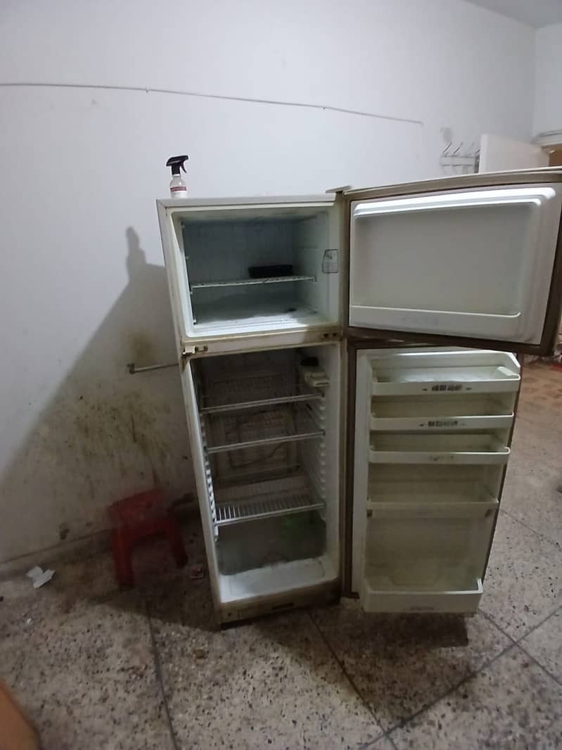 Refrigerator 3