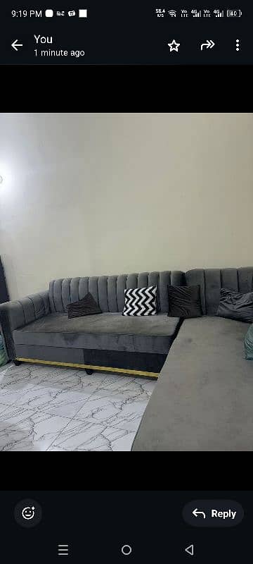 urgent sale L sofa with curtains black & Gray 0