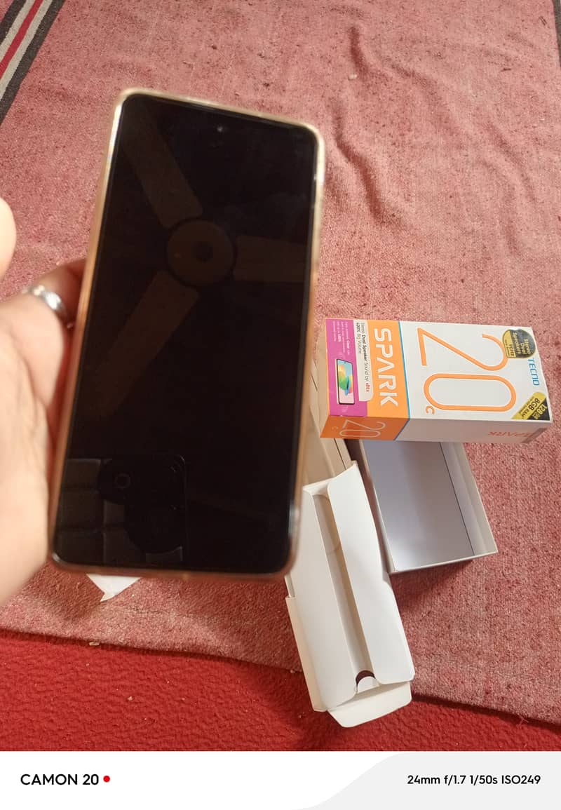 Tecno Spark 20C urgent sale 4/128 0