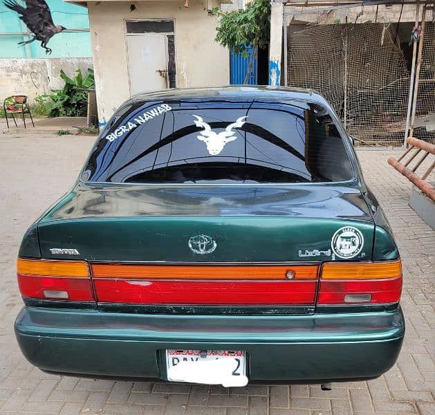 Toyota indus Carula 2000 model 7