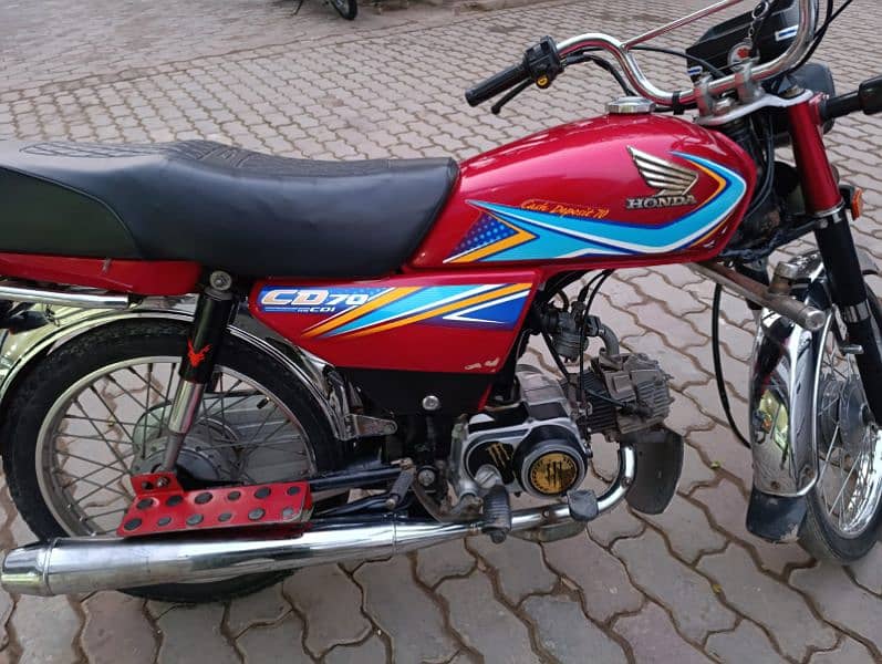 Honda CD-70 bike 0