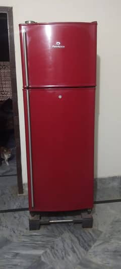 Dawlance Refrigerator 18cu good condition