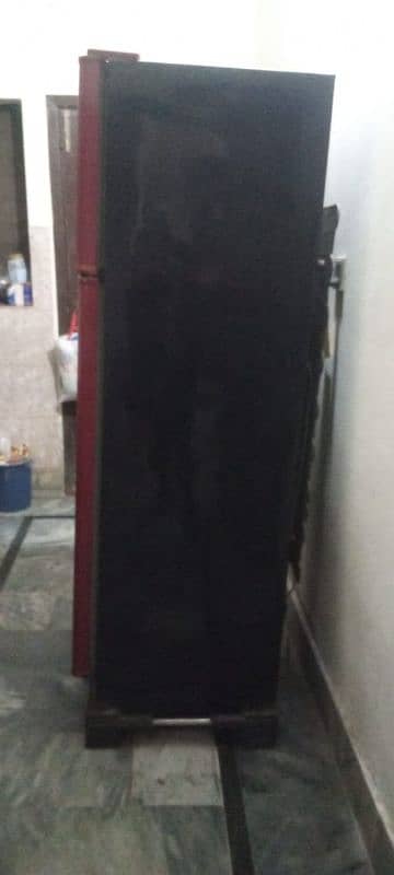 Dawlance Refrigerator 18cu good condition 3