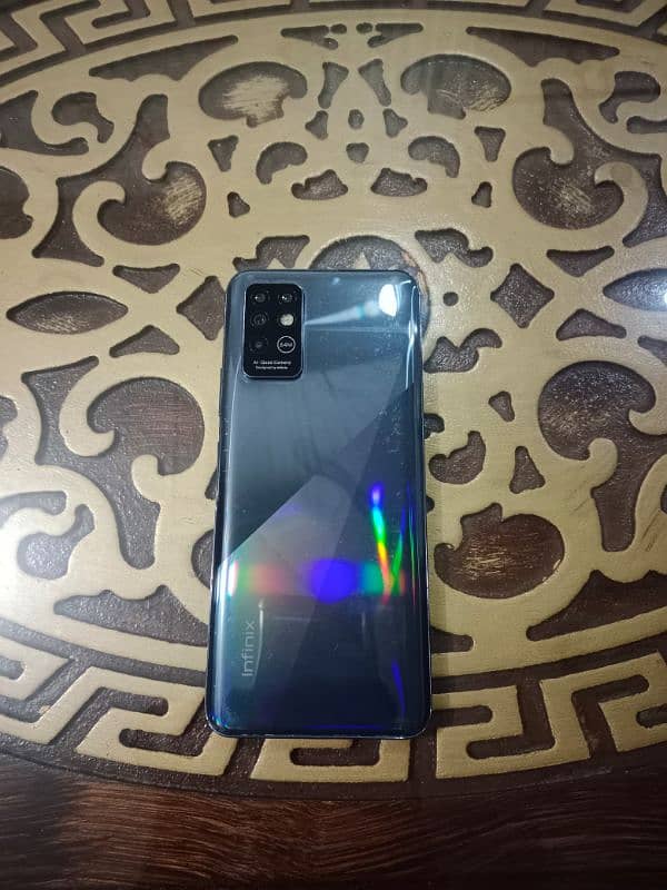 infinix note 8  6/128 0