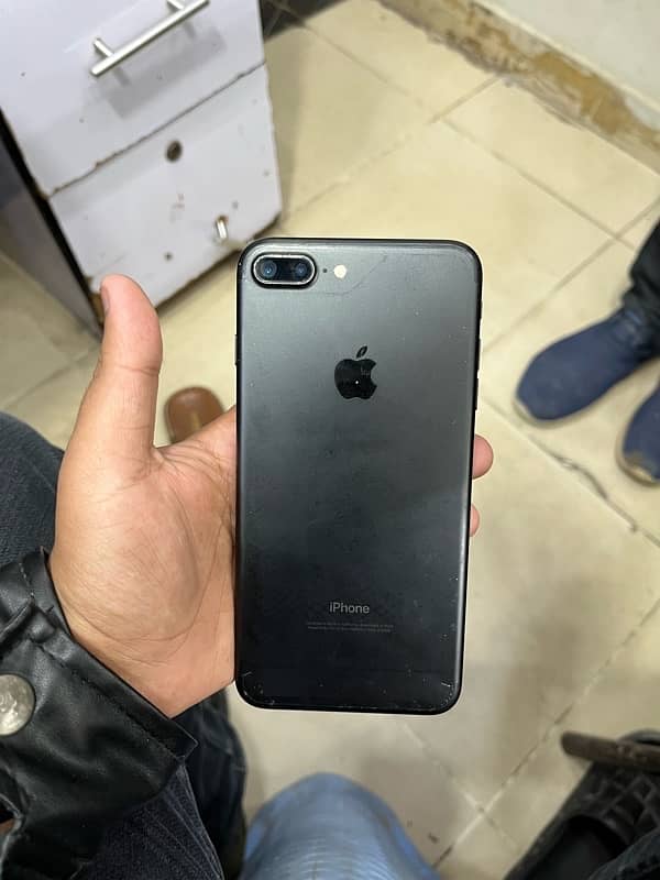 iphone 7plus pta approved 128gb 1