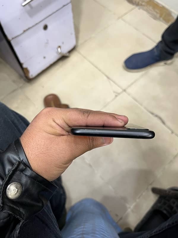 iphone 7plus pta approved 128gb 5