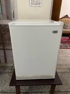 Haier Mini fridge