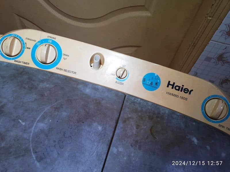 Haier washing machine twin tub model number HWM80-160S 3