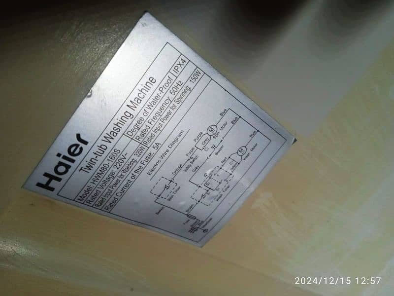 Haier washing machine twin tub model number HWM80-160S 5