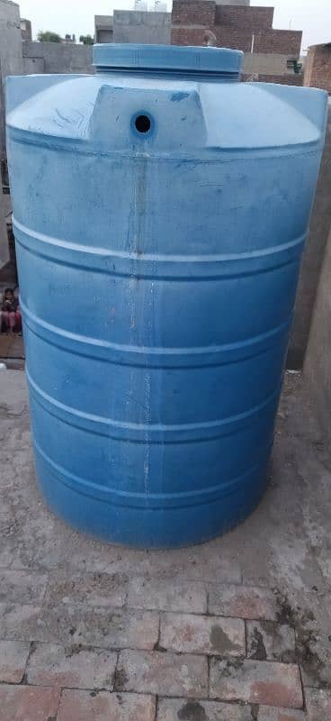 water tank 300 gallon blue colour and 150 gallon black colour for sale 6