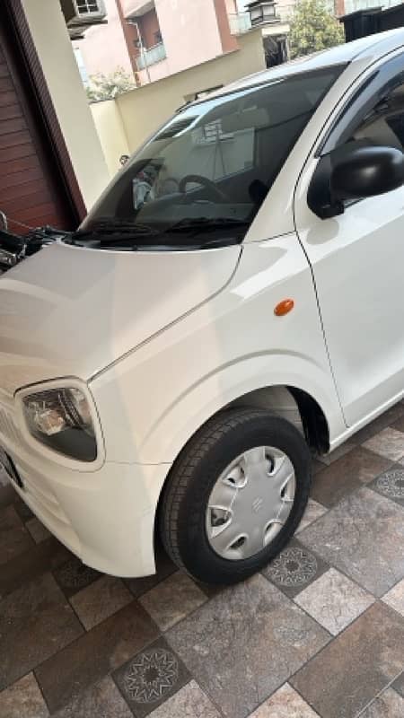 Suzuki Alto 2022  to contact  03006330376 5