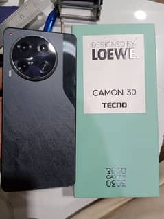 Tecno camon 30