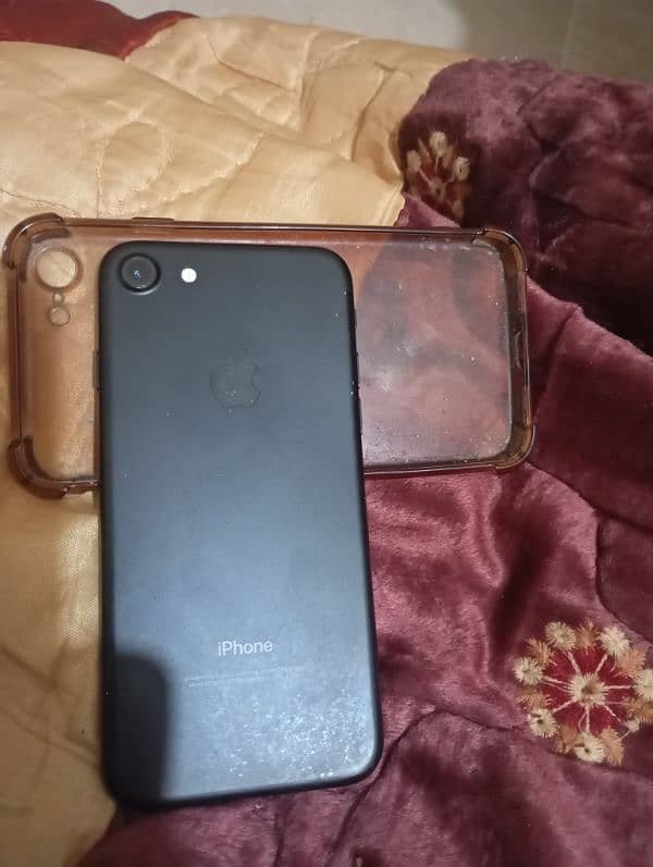 I phone 7 PTA APPROVED 0