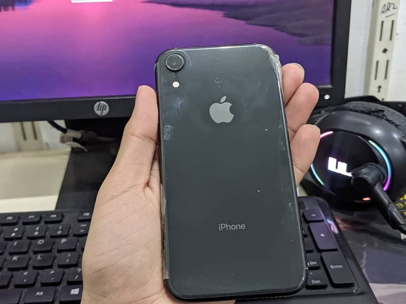 Iphone XR 64 GB Factory Unlocked 4