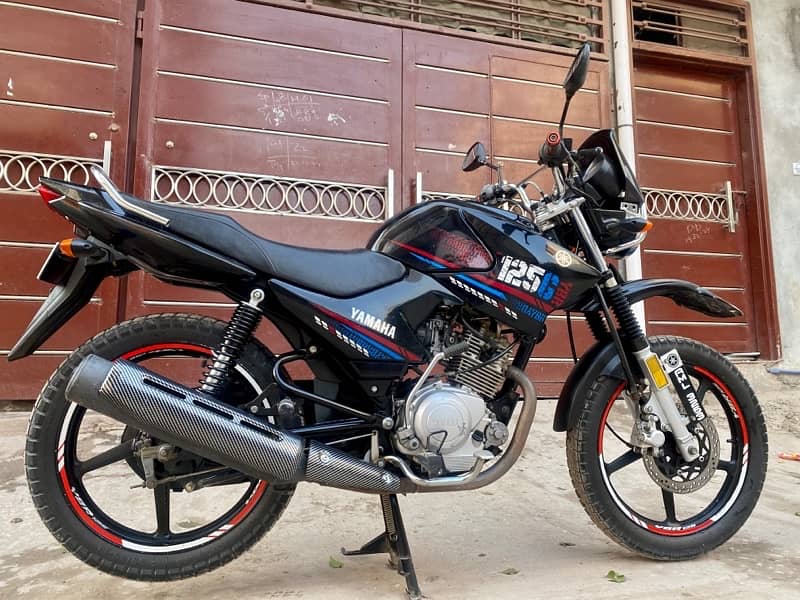 Yamaha YBR125G in Very New Condition 1