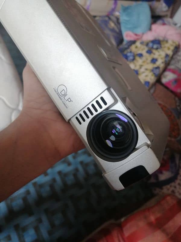 projector vip hai 7