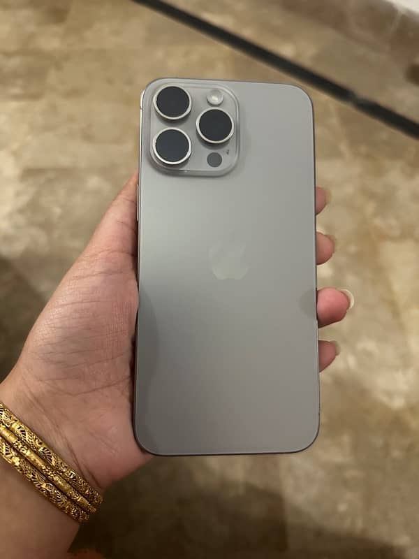 iPhone 15pro max 256gb non pta natural titanium 0