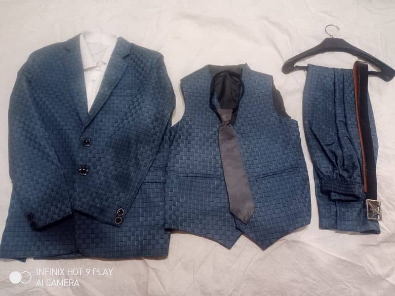 three piece pent coat with shirt and tie 3