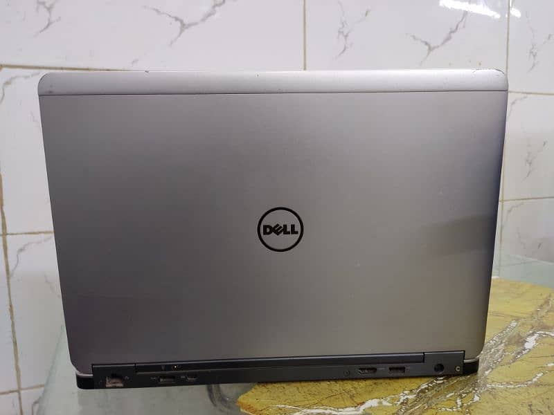 Dell Latitude E 7440 3